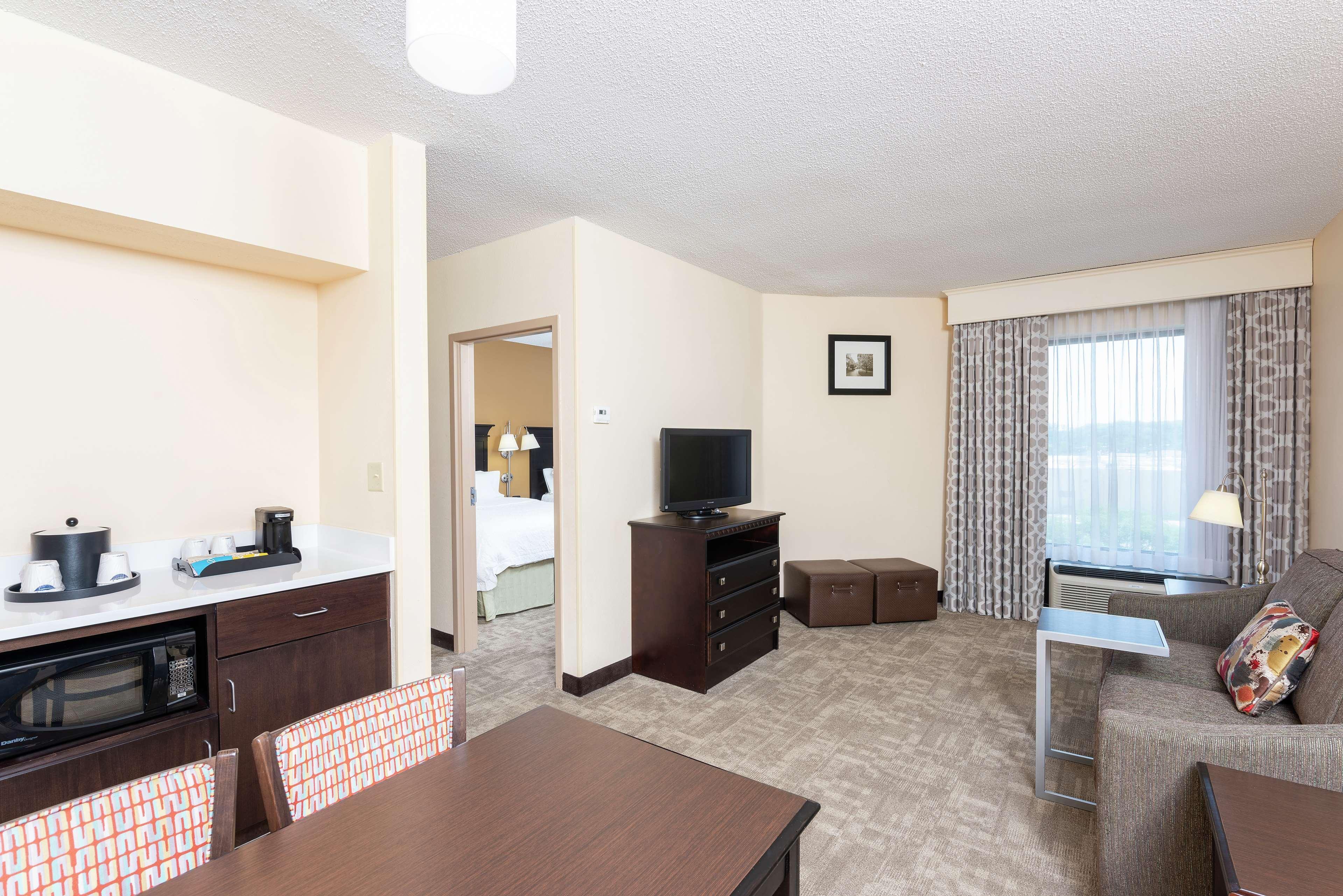 Hampton Inn&suites Cleveland-airport/middleburg Heights