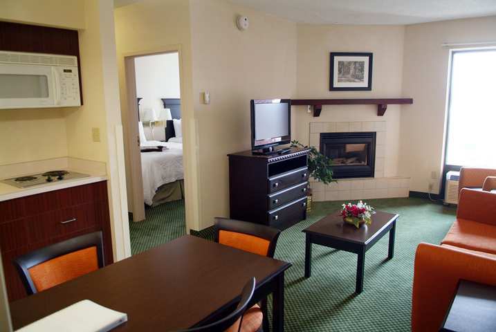 Hampton Inn&suites Cleveland-airport/middleburg Heights Hotel
