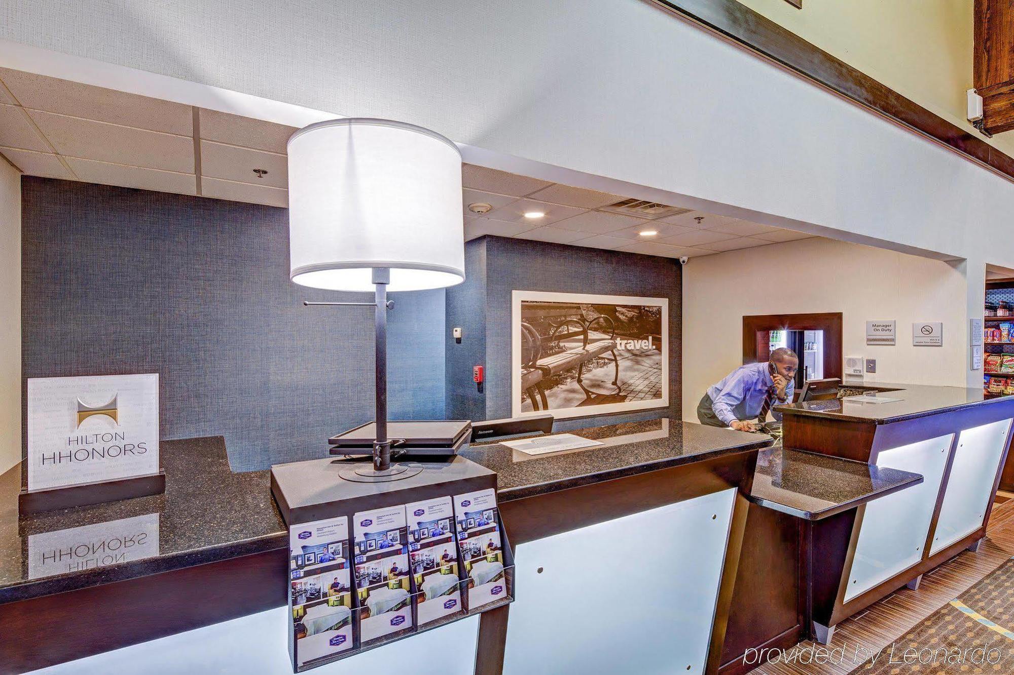 Hampton Inn&suites Cleveland-airport/middleburg Heights Hotel