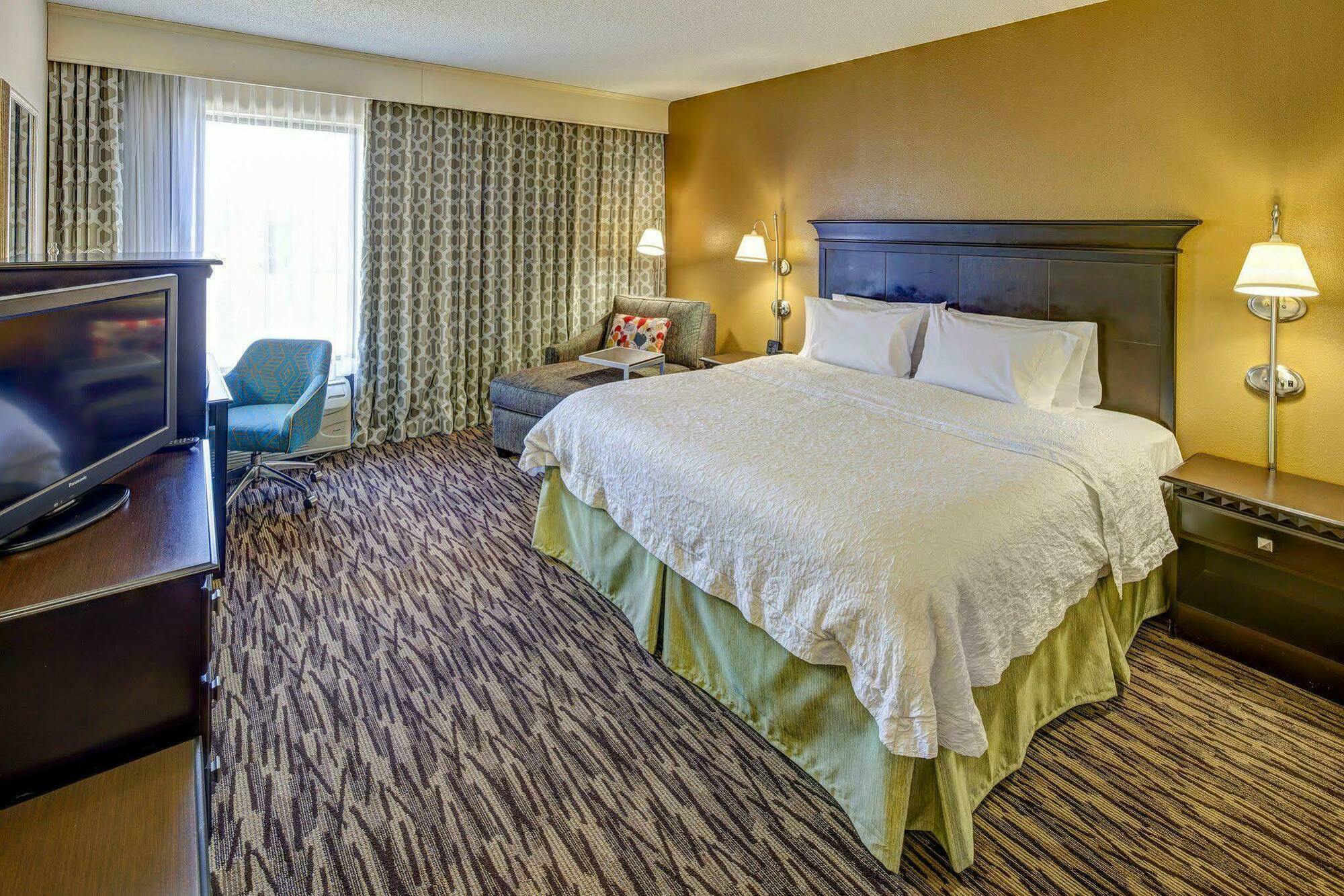 Hampton Inn&suites Cleveland-airport/middleburg Heights Hotel