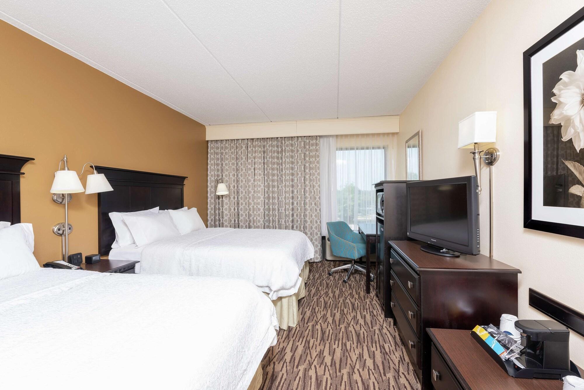 Hotel Hampton & Cleveland-airport/middleburg Heights 3*