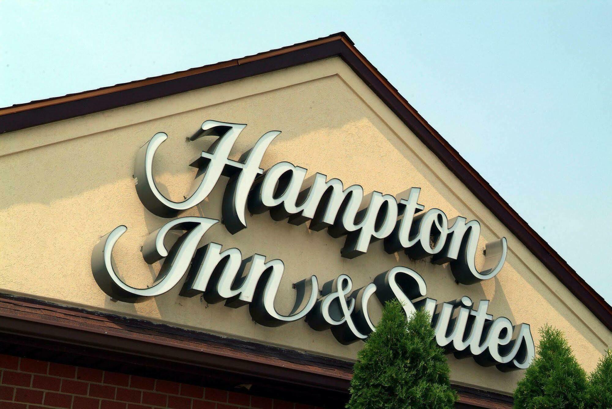 Hampton & Cleveland-airport/middleburg Heights 3*